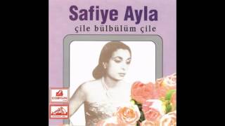 Safiye Ayla  Menekşe Gözler Hülyalı 1974 [upl. by Edialeda]