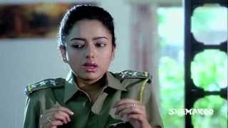 Soundarya scaring the police officer  Mayadari Mosagadu Comedy Scenes [upl. by Astiram]