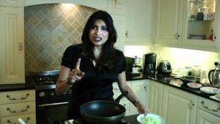 Master Curry in 5 Minutes by Nisha KatonaIndian Kitchen Secrets [upl. by Takeshi722]