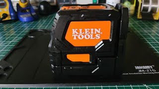 KLEIN TOOLS 93LCL CrossLine Laser Level w Self Leveling Horizonal and Vertical Lines [upl. by Nylehtak495]