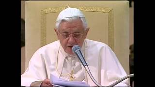 Benedetto XVI spiega Tommaso dAquino innamoriamoci del Sacramento dellEucarestia [upl. by Nonna343]