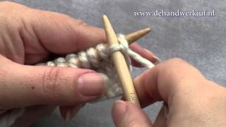 Breien basissteken Recht Engelse methode  Knit stitch English method [upl. by Onaicram]