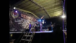 Filsafatian  Punk Rock Show Live • Demotech ITM [upl. by Rawna585]