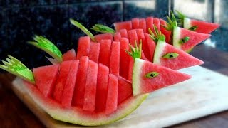 HOW TO QUICKLY CUT AND SERVE A WATERMELON BIRDS [upl. by Artenehs]