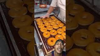 BELI DONAT COKLAT streetfood food sweet softdonuts donuts doughnut donut [upl. by Judie266]