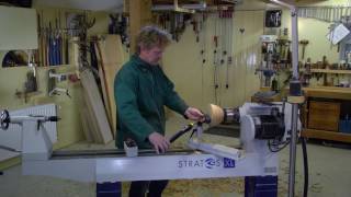 Video instructieserie houtdraaien deel 3 de schalenguts [upl. by Nnaytsirk320]