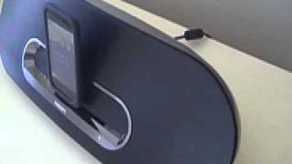 Philips Fidelio Docking Speaker DS8530 iPod iPhone iPad dock [upl. by Nylorahs135]