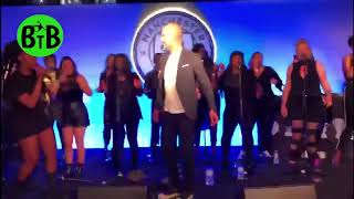 Guardiola desatado bailando en la celebración del Manchester City [upl. by Tanya510]