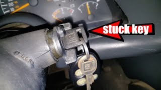 How to replace lock cylinder ignition Step by Step  Bypassing GM Vats System [upl. by Hewett]