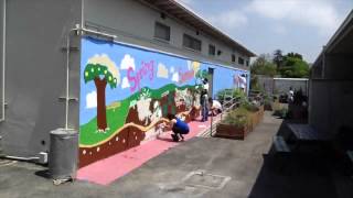 LA Works  Jonathan Club Paint a Mural in 35 Seconds Timelapse [upl. by Fabron]