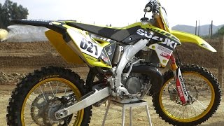 2018 Suzuki RM250 2 Stroke  Suzuki RM250TS  Dirt Bike Magazine [upl. by Naenej]