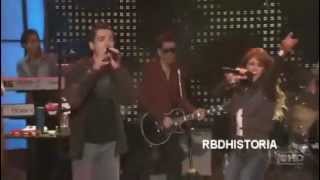 2007 RBD en New Years cantan Wanna Play  Tu Amor  Ser o Parecer [upl. by Varden387]