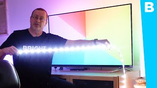 Deze Philips Huestrip kleurt mee met je TV Ambilight voor elke televisie [upl. by Ayoj]