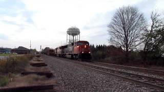 P5 Horn Show From CN SD70i [upl. by Nnyleve]