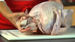 How to prep a turkey for roasting [upl. by Harneen]