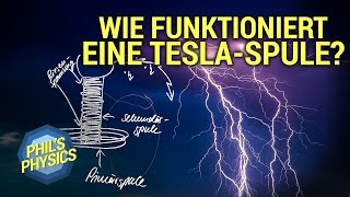 TeslaSpule einfach erklärt Induktion  Wie funktioniert eine Teslaspule  Phils Physics [upl. by Thebault]