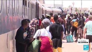 Tunisie  les migrants chassés de Sfax après la mort dun jeune homme • FRANCE 24 [upl. by Aihtenak]