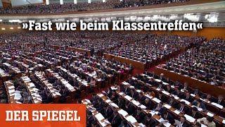 Chinas Volkskongress »Eine Atmosphäre wie auf einem Klassentreffen«  DER SPIEGEL [upl. by Hsemar]