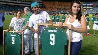 FAMILIARES DE FERNANDÃO RECEBEM CAMISETAS ENQUADRADAS DA DIRETORIA DO GOIÁS [upl. by Engracia]