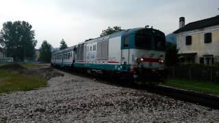 D 445 in partenza dalla stazione di Feltre [upl. by Ekyt]