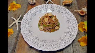 Spaghetti con fiori di zucca e gamberi [upl. by Bailey]