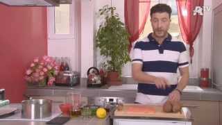 Recette de cuisine  Saumon mariné sur salade de patates douces [upl. by Eirallam]