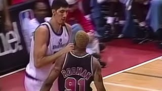 Dennis Rodman FIGHTS Giant 7 7quot Gheorghe Mureșan 1997 [upl. by Enitnelav]