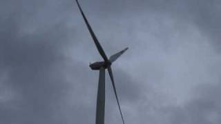 Wind Turbine shuts down in Storm [upl. by Kennith]