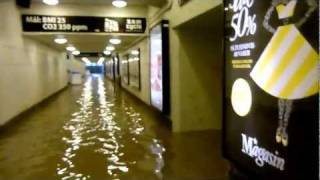 FLOODING ELEVATOR in a tunnel full of water [upl. by Enak]