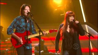 John Fogerty amp Wynonna Judd Duet  Proud Mary  ACM Girls Night Out Live Naomi Judd [upl. by Ximena]