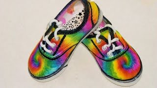 How to Sharpie Spiral Tie Dye Shoes [upl. by Hay448]