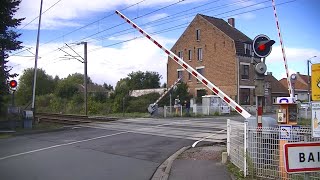 Spoorwegovergang Bailleul F  Railroad crossing  Passage à niveau [upl. by Ayenet]