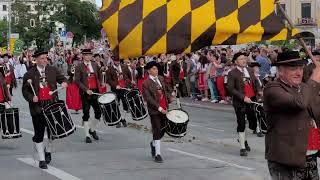 4 Trachten und Schützenzug zum Oktoberfest 17092023 Teil 49 KarlsplatzStachus München [upl. by Enala953]