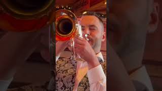 Busfahrt zum Frühlingsfest Cannstatter Wasen 2024  zur Almhütte mit der BigBrass Band auto musik [upl. by Iemaj]