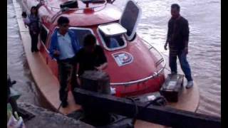 Travelling From Kanowit To Sibu by Ferry Express Boat [upl. by Penni]