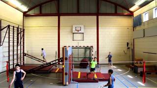 Freerunning in de gymzaal [upl. by Arratahs673]