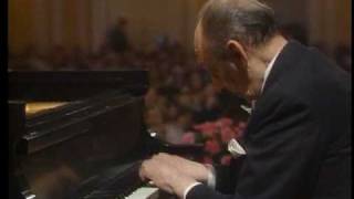 Horowitz plays Moszkowski Etincelles sparks [upl. by Conte]