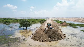 Professionals Operator Bulldozer LPG Dozer SHANTUI DH17C2 Rock Dirt Pushing Build New Road [upl. by Joseph]