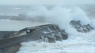 High winds buffet Englands south coast [upl. by Woody461]