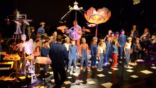 Spectacle de la chorale quotLes Babouchesquot [upl. by Holbrooke]