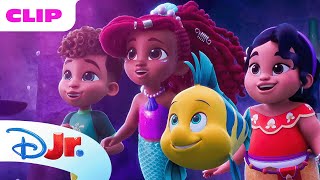 Disney Jr’s Ariel 🧜🏾‍♀️  Discover the Sea of Magic 🐚  The Little Mermaid  disneyjr [upl. by Derzon133]