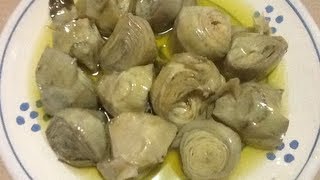 Carciofi sottolio ricetta tradizione fatto in casaMonopoli Puglia Italia [upl. by Anawek609]