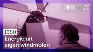 📼 Zelfgebouwde windmolen wekt genoeg energie voor eigen bedrijf 1980 [upl. by Eninotna]