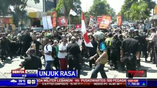 Demo Mahasiswa Papua di Yogyakarta Ricuh [upl. by Anahtor]