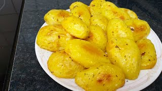 Patate furre te buta nga brenda krokante nga jashte  Best Crispy Roasted Potatoes at home [upl. by Demetris]