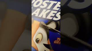 Cutting a Kelloggs frosted flakes box Kelloggs cuttingskils youtubeshorts shortsyoutube [upl. by Aynat]