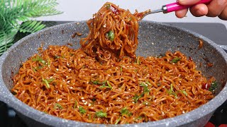 স্পাইসি চিলি গারলিক নুডলস রেসেপি  🔥 Spiciest Garlic Ramen Noodles Recipe [upl. by Llenrahc]