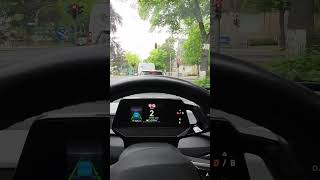 VW ID3 Travel Assist in der Stadt Autopilot automobile [upl. by Ahsinaj]