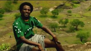 Yaku Banizawhagere nafekegn by Mekuanent Melese Sekota Ethiopian Traditional Song [upl. by Markus632]