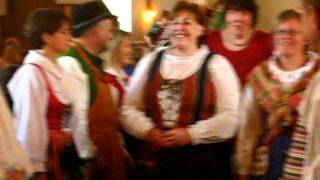 Folkdansmässan Träd in i dansen i Västra Skedvi Kyrka [upl. by Cired101]